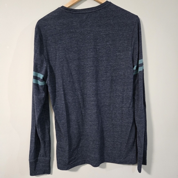 Banana Republic Mens Medium Dark Blue Long Sleeve Tee with Teal Stripes - Picture 2 of 6